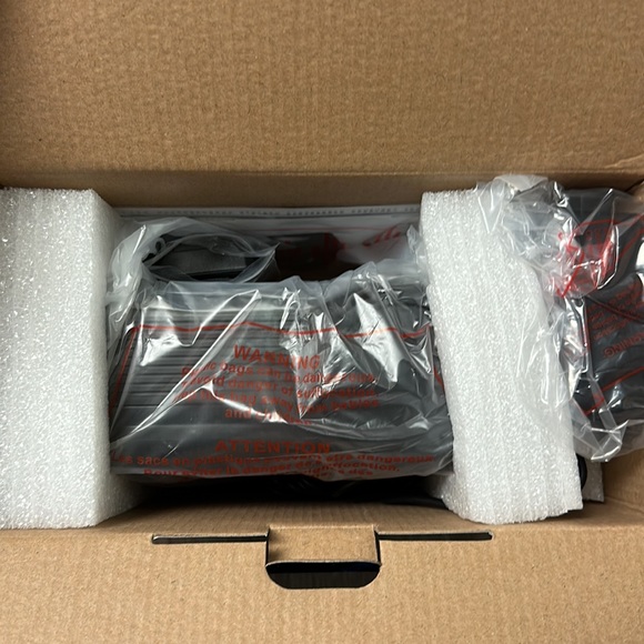 NWT Naxa 150” Hime Theater Projector - Picture 2 of 2